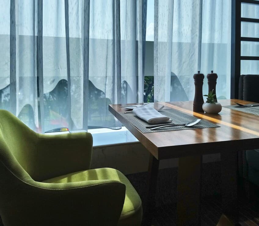 Book Like a VIP: Seat Selection & AI Call center